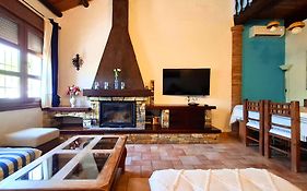 Encantadora casa con piscina privada y chimenea